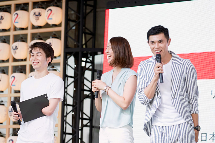 ステージイベントのゲストである山田選手、寺川さん、小島さん