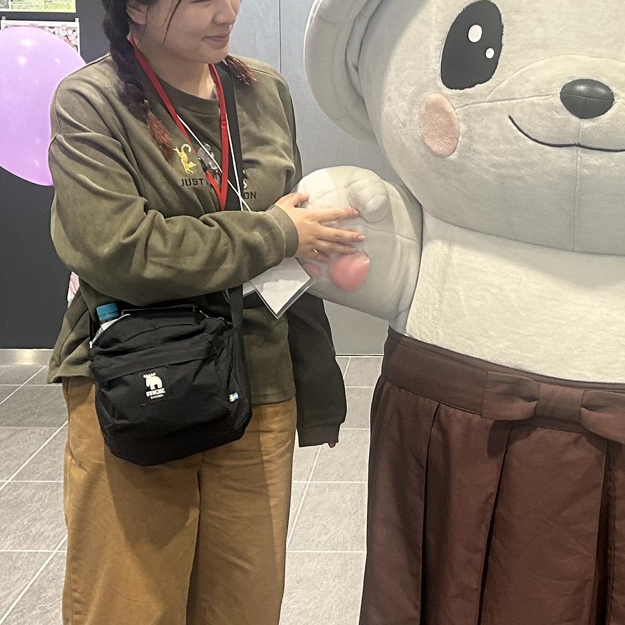 あかまつのロゴ